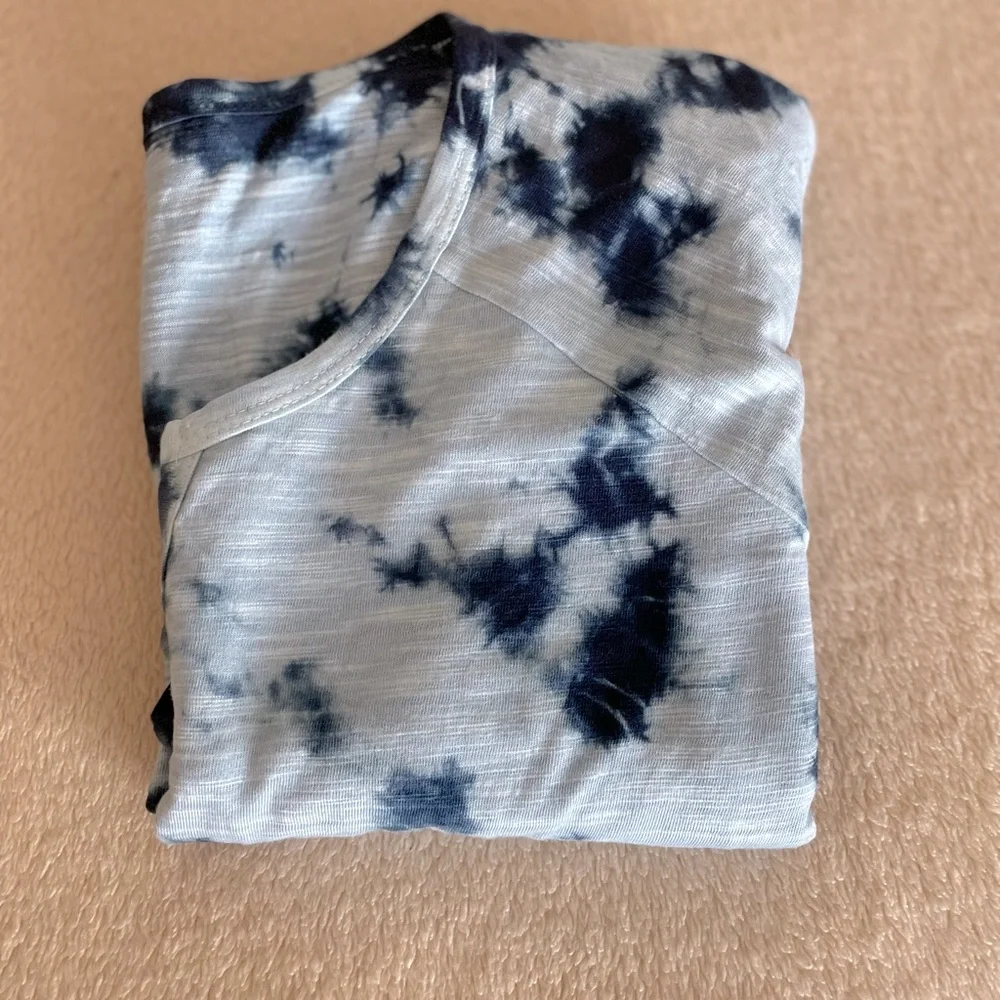 William Rast Tie Dye V-Neck T-Shirt - Size S - Picture 10 of 11